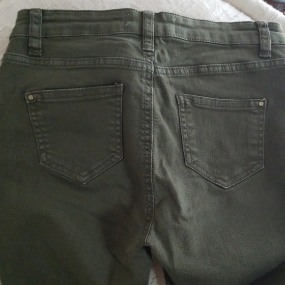 Jeans - Picture 5 of 6